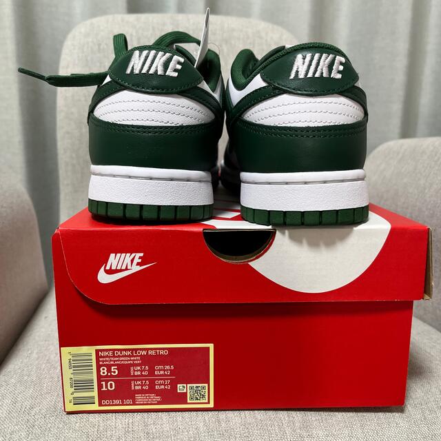 NIKE(ナイキ)のNike Dunk Low "Team Green"26.5 メンズの靴/シューズ(スニーカー)の商品写真