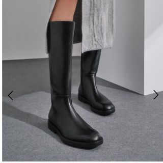 チャールズアンドキース(Charles and Keith)のサイドジップ ニーハイブーツ / Side Zip Knee High Boot(ブーツ)