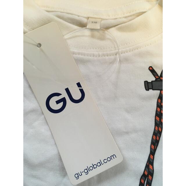 GU(ジーユー)のGU バッグモチーフTシャツ　110 キッズ/ベビー/マタニティのキッズ服男の子用(90cm~)(Tシャツ/カットソー)の商品写真