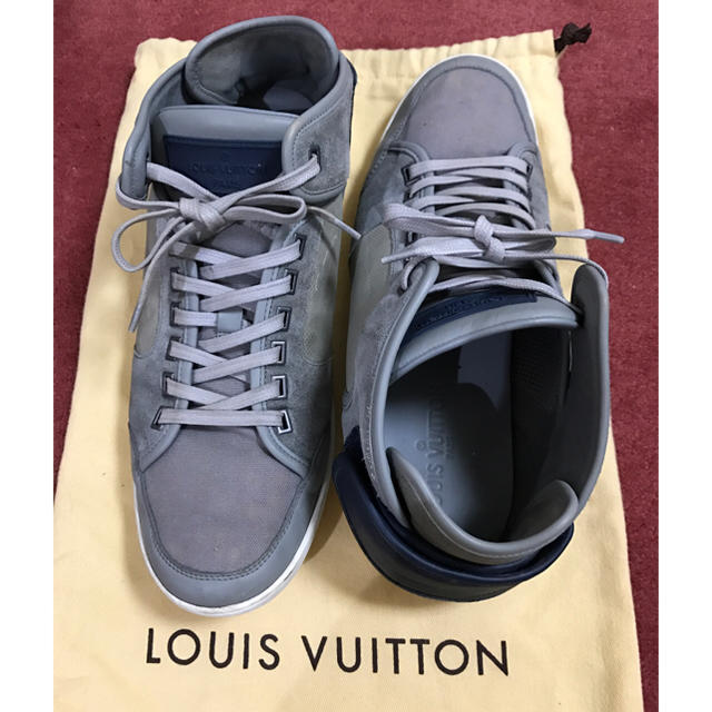 LOUIS VUITTON(ルイヴィトン)のルイヴィトン☆スニーカー メンズの靴/シューズ(スニーカー)の商品写真