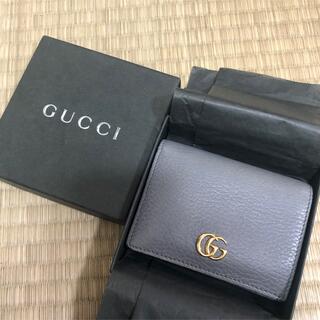 Gucci - 美品　グッチ　マーモント　グレー　折り財布