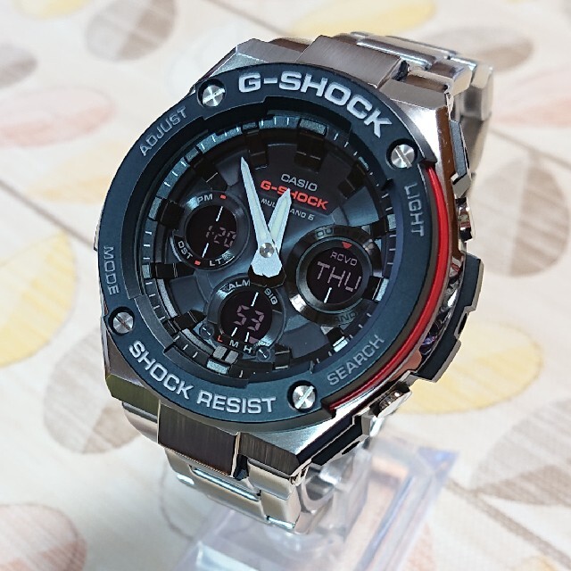 G-SHOCK(ジーショック)の超美品【CASIO／G-SHOCK】電波ソーラー メンズ腕時計GST-W100D メンズの時計(腕時計(デジタル))の商品写真