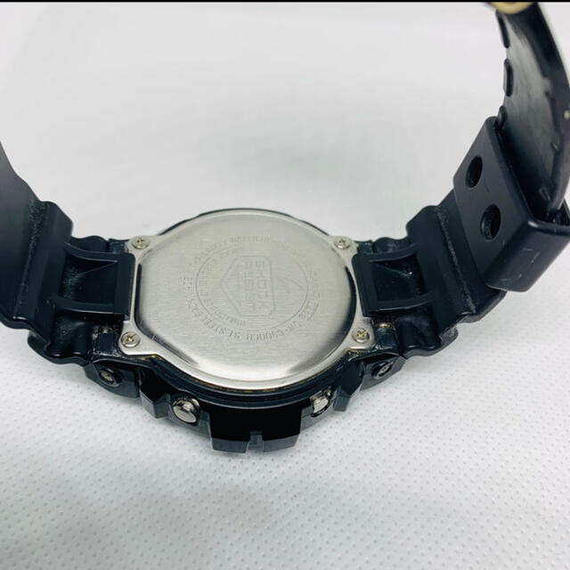G-SHOCK(ジーショック)のカシオG-SHOCK DW-6900CB-1JF  メンズの時計(腕時計(デジタル))の商品写真