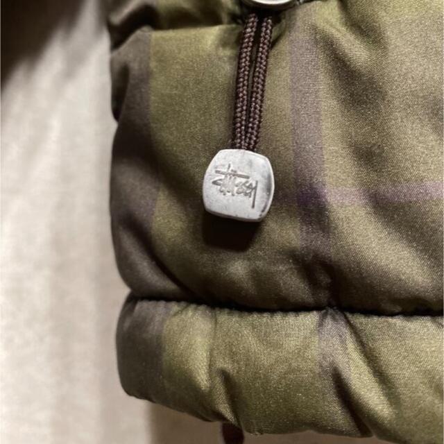 STUSSY(ステューシー)のstussy チェック柄　ダウン メンズのジャケット/アウター(ダウンジャケット)の商品写真