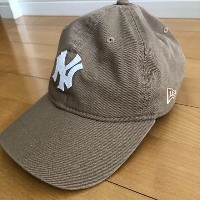 NEW ERA(ニューエラー)のNEW ERA × BEAMS BOY / ニューヨークヤンキース キャップ  レディースの帽子(キャップ)の商品写真