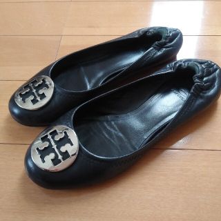 トリーバーチ(Tory Burch)のトリーバーチ　フラットシューズ　8　箱なし　ブラック　シルバー(バレエシューズ)