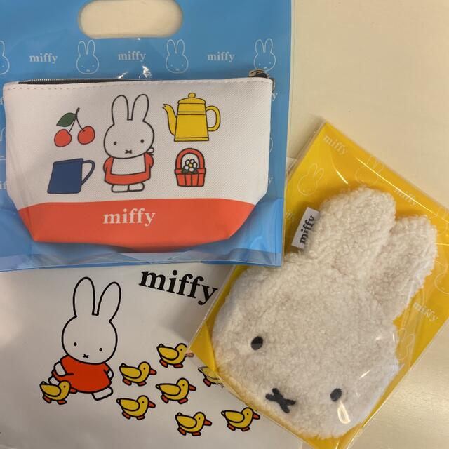 モロゾフ(モロゾフ)のコラボ Miffy ミッフィー ブルーナ モロゾフ チョコレート ポーチ 2点 食品/飲料/酒の食品(菓子/デザート)の商品写真