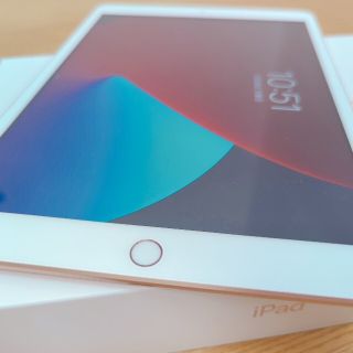 アイパッド(iPad)のiPad Wi-Fi 第8世代 32GB ゴールド 本体(タブレット)