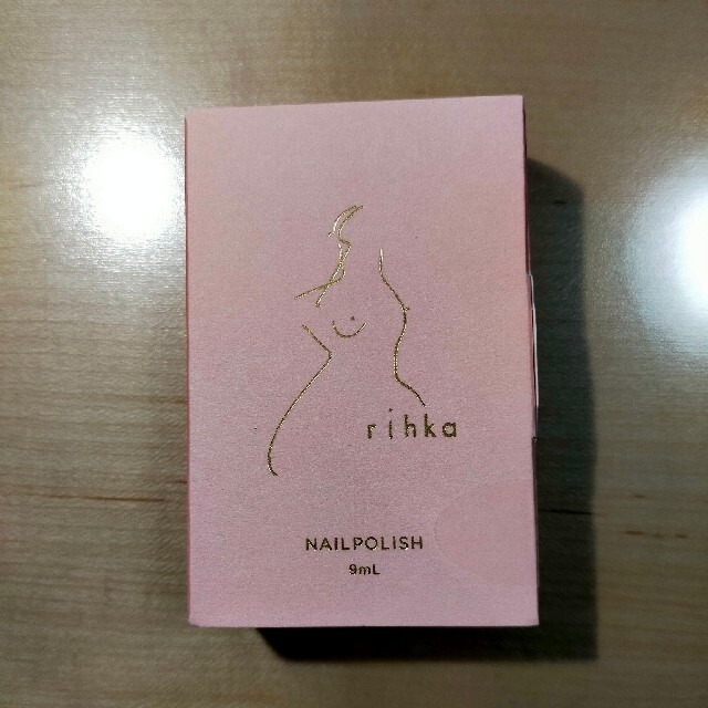 rihka リーカ　ネイルポリッシュ　silk コスメ/美容のネイル(マニキュア)の商品写真