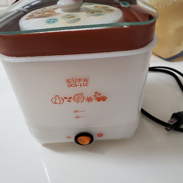 薬膳なべ SLOW COOKER EUPA ユーパ  アンチエイジングブック付き インテリア/住まい/日用品のキッチン/食器(鍋/フライパン)の商品写真