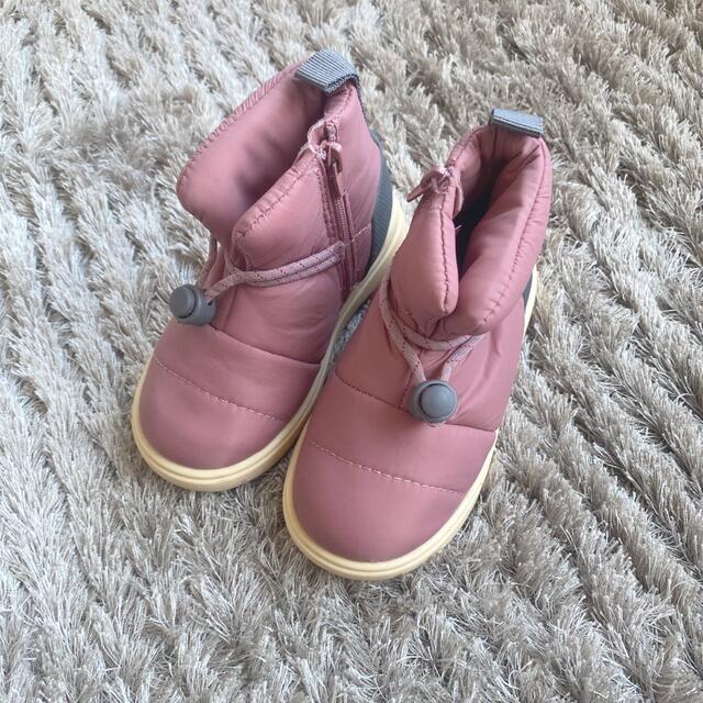 ZARA KIDS(ザラキッズ)の新品　ZARA ピンク　スノーブーツ　ブーツ　21 おしゃれ　防水　防寒　女の子 キッズ/ベビー/マタニティのベビー靴/シューズ(~14cm)(ブーツ)の商品写真