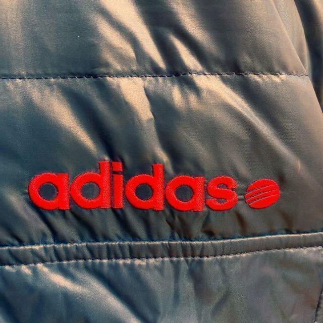 adidas(アディダス)の《Adidas》ジップアップ　ワンポイント　ブルー　刺繍ロゴ　長袖　Mサイズ メンズのジャケット/アウター(ブルゾン)の商品写真