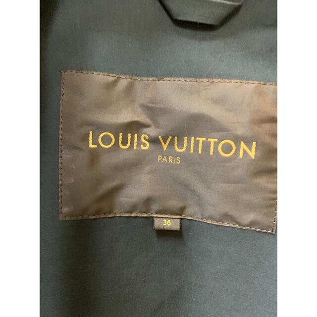 LOUIS VUITTON(ルイヴィトン)のマッキントッシュ コート レディースのジャケット/アウター(トレンチコート)の商品写真