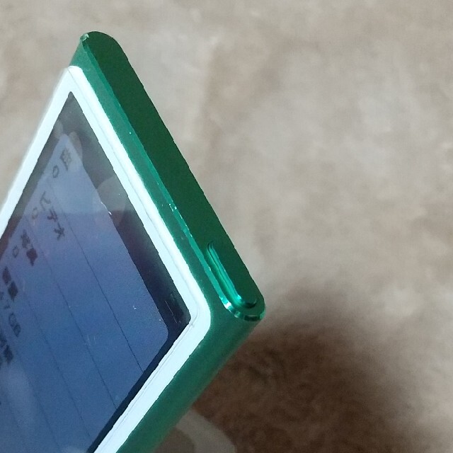 iPod(アイポッド)のiPod nano 第7世代 16GB スマホ/家電/カメラのオーディオ機器(ポータブルプレーヤー)の商品写真