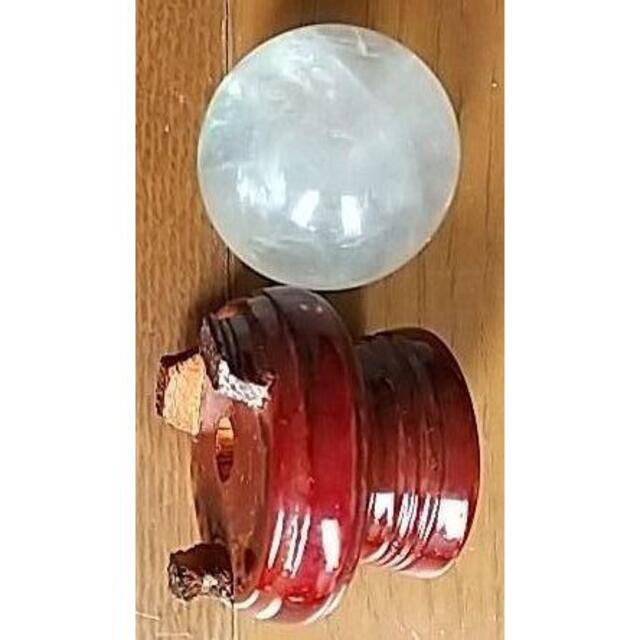 新しく着き 水晶 一寸玉 台付き 縁起物 魔除け - www.annuaire