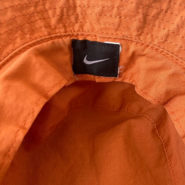 NIKE(ナイキ)の'90s 〜'00s NIKE バケハ ラバーロゴ 激レア 希少 メンズの帽子(キャップ)の商品写真