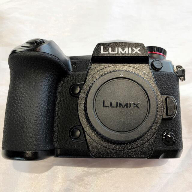 Panasonic(パナソニック)のLUMIX G9 ボディ スマホ/家電/カメラのカメラ(ミラーレス一眼)の商品写真