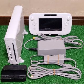 WiiU 32GB 本体セット！ 箱、説明書、本体スタンド欠品！