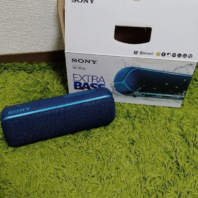 SONY(ソニー)のSONY SRS-XB22(L) スマホ/家電/カメラのオーディオ機器(スピーカー)の商品写真