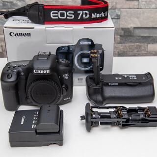 キヤノン(Canon)の【ゆきき様専用】Canon EOS 7D Mark II バッテリーグリップ付(デジタル一眼)