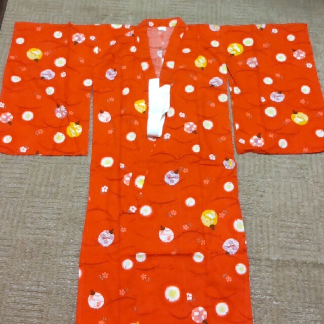 浴衣120〜130cm 7才8才用 キッズ/ベビー/マタニティのキッズ服女の子用(90cm~)(甚平/浴衣)の商品写真