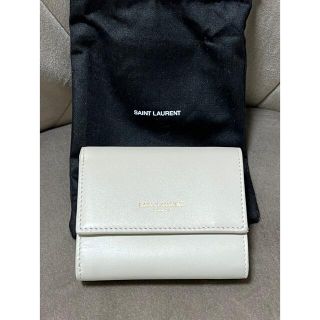 サンローラン(Saint Laurent)の【新品未使用】サンローラン　財布　SAINT LAURENT ミニウォレット　白(財布)