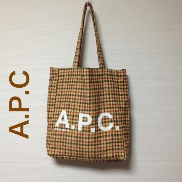 A.P.C(アーペーセー)のアーペーセーのトートバッグ レディースのバッグ(ショルダーバッグ)の商品写真