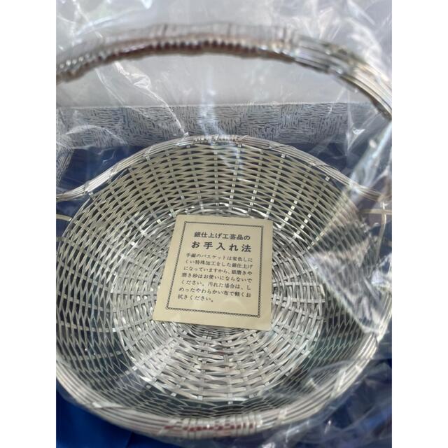 銀仕上げ工芸品　バスケット エンタメ/ホビーの美術品/アンティーク(金属工芸)の商品写真