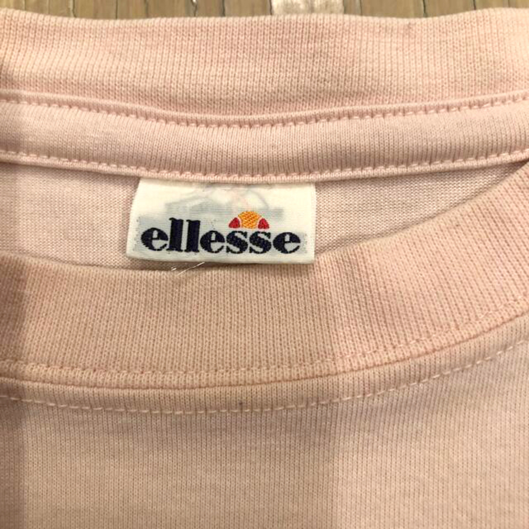 ellesse(エレッセ)のellesse Tシャツ　セット スポーツ/アウトドアのトレーニング/エクササイズ(トレーニング用品)の商品写真