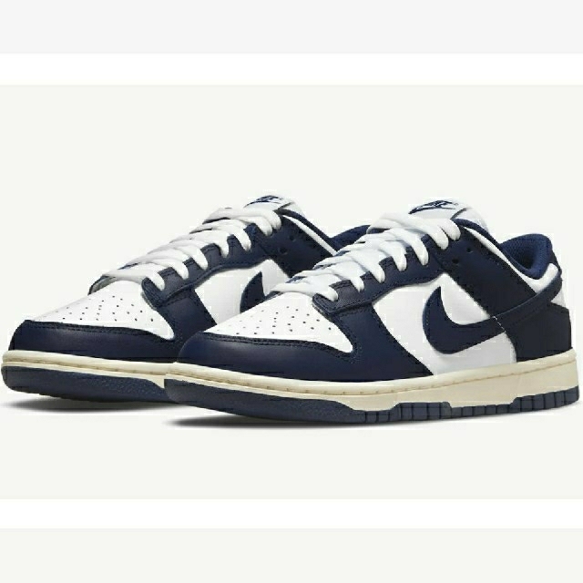 NIKE(ナイキ)の[ナイキクラフト様専用]NIKE WMNS DUNK LOW VINTAGE メンズの靴/シューズ(スニーカー)の商品写真