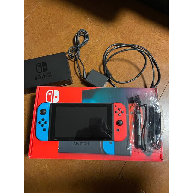 Nintendo Switch　本体一式付属品完備