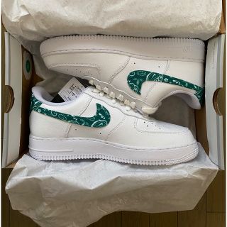 ナイキ(NIKE)のNIKE WMNS AIR FORCE 1 '07 ペイズリー グリーン(スニーカー)