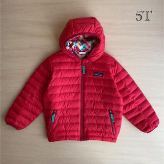 パタゴニア(patagonia)のパタゴニアキッズ5T リバーシブルダウンジャケット110(ジャケット/上着)