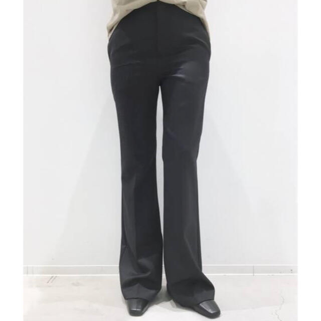 L'Appartement DEUXIEME CLASSE(アパルトモンドゥーズィエムクラス)のL’Appartment＊Wool flare pants ブラック　34 レディースのパンツ(カジュアルパンツ)の商品写真