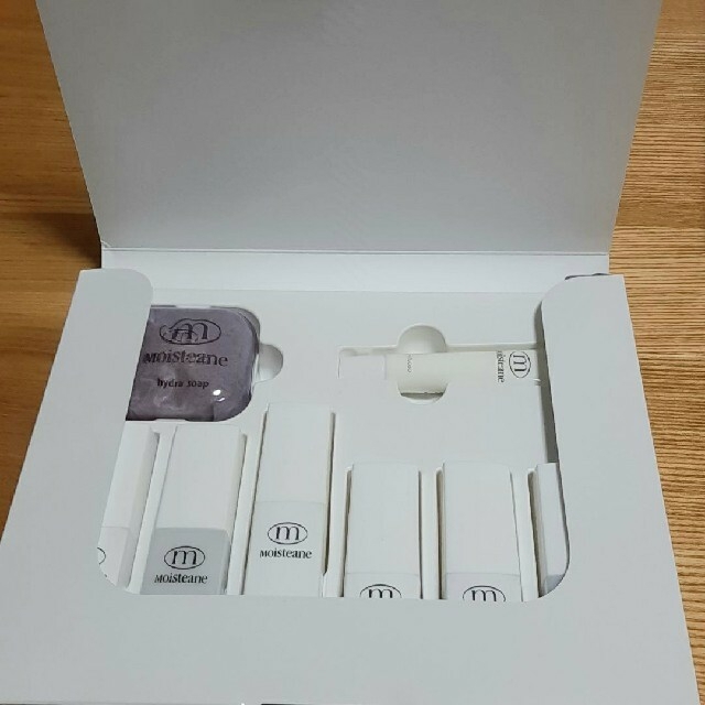 新品未使用 モイスティーヌ トライアルキット 洗顔ネット付き www 新品未使用 モイスティーヌ トライアルキット 洗顔ネット付き www