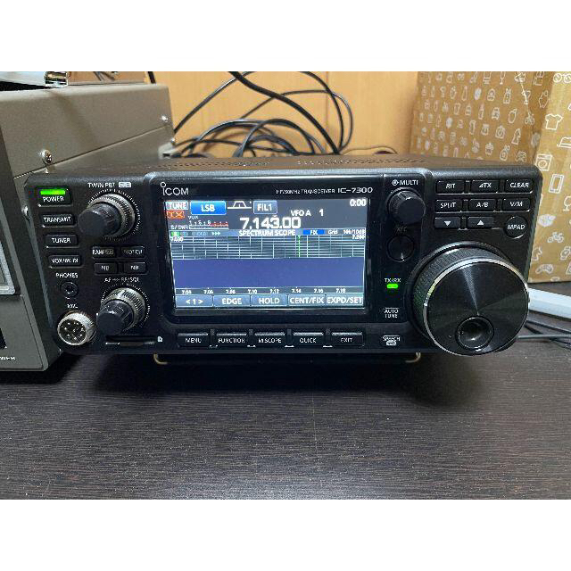 ☆メーカー保証付き　美品　ICOM IC-7300 50W　アンテナ付き 2