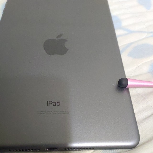 iPad(アイパッド)のiPad mini5 WiFi 64GB スマホ/家電/カメラのPC/タブレット(タブレット)の商品写真