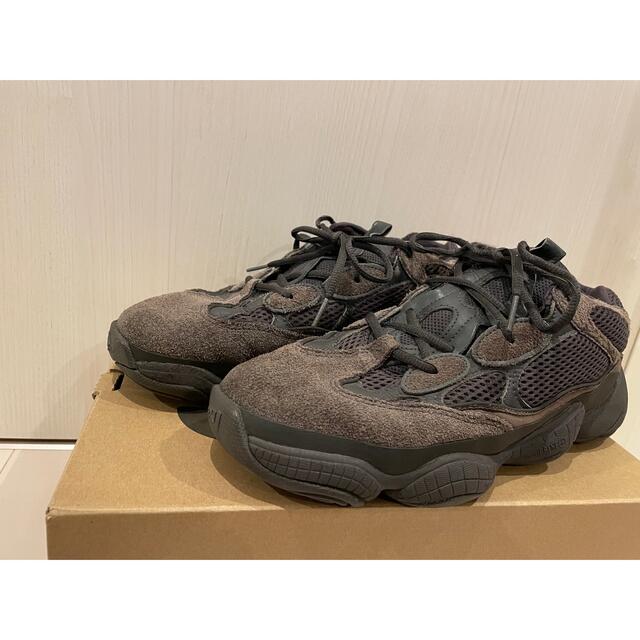 adidas(アディダス)のADIDAS YEEZY500　ユーティリティブラック　イージー500 メンズの靴/シューズ(スニーカー)の商品写真