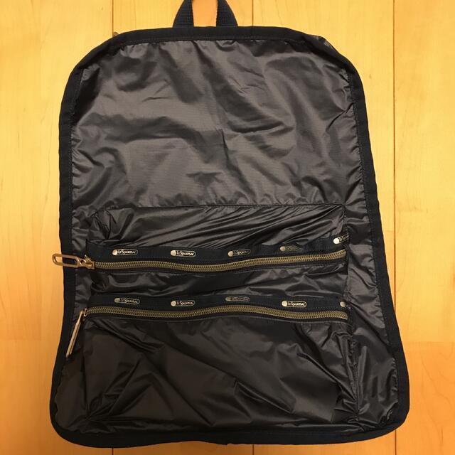 LeSportsac(レスポートサック)のレスポートサック エッセンシャル バックパック リュック【ネイビー】 レディースのバッグ(リュック/バックパック)の商品写真