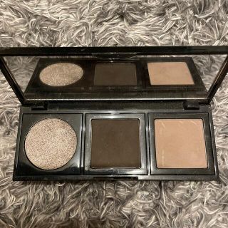 ボビイブラウン(BOBBI BROWN)のボビィブラウン アイシャドウ 三色セット(アイシャドウ)