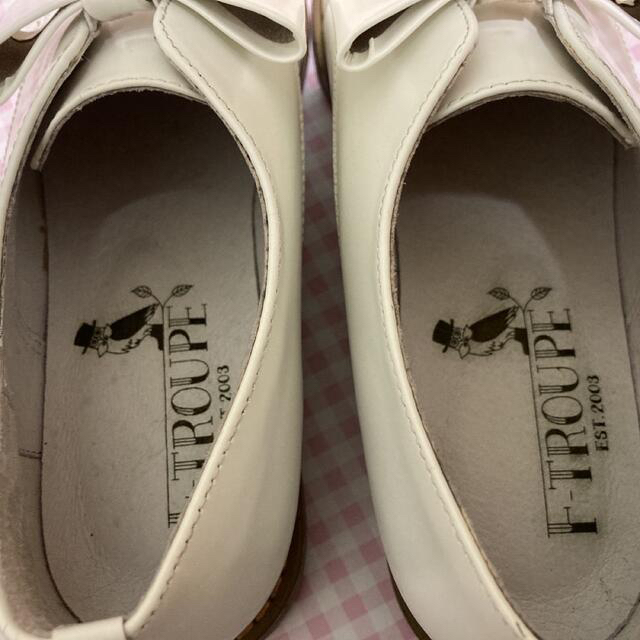F-TROUPE(エフトゥループ)のF-TROUPE レザーシューズ　white 中古 レディースの靴/シューズ(ローファー/革靴)の商品写真