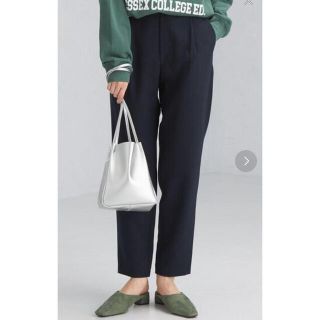 ユナイテッドアローズグリーンレーベルリラクシング(UNITED ARROWS green label relaxing)のgreen label relaxingテーパードパンツ(カジュアルパンツ)