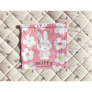 miffy 巾着 新品未使用♡(ランチボックス巾着)