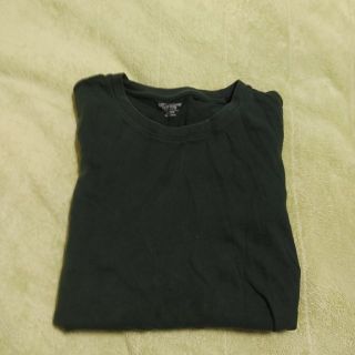 ユニクロ(UNIQLO)のユニクロ　長袖シャツ　カットソー　ソフトタッチコットン　緑　グリーン(Tシャツ/カットソー(七分/長袖))