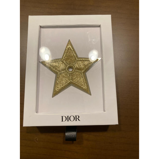 Dior(ディオール)の【H.R様用】Dior 2021クリスマスノベルティ エンタメ/ホビーのコレクション(ノベルティグッズ)の商品写真