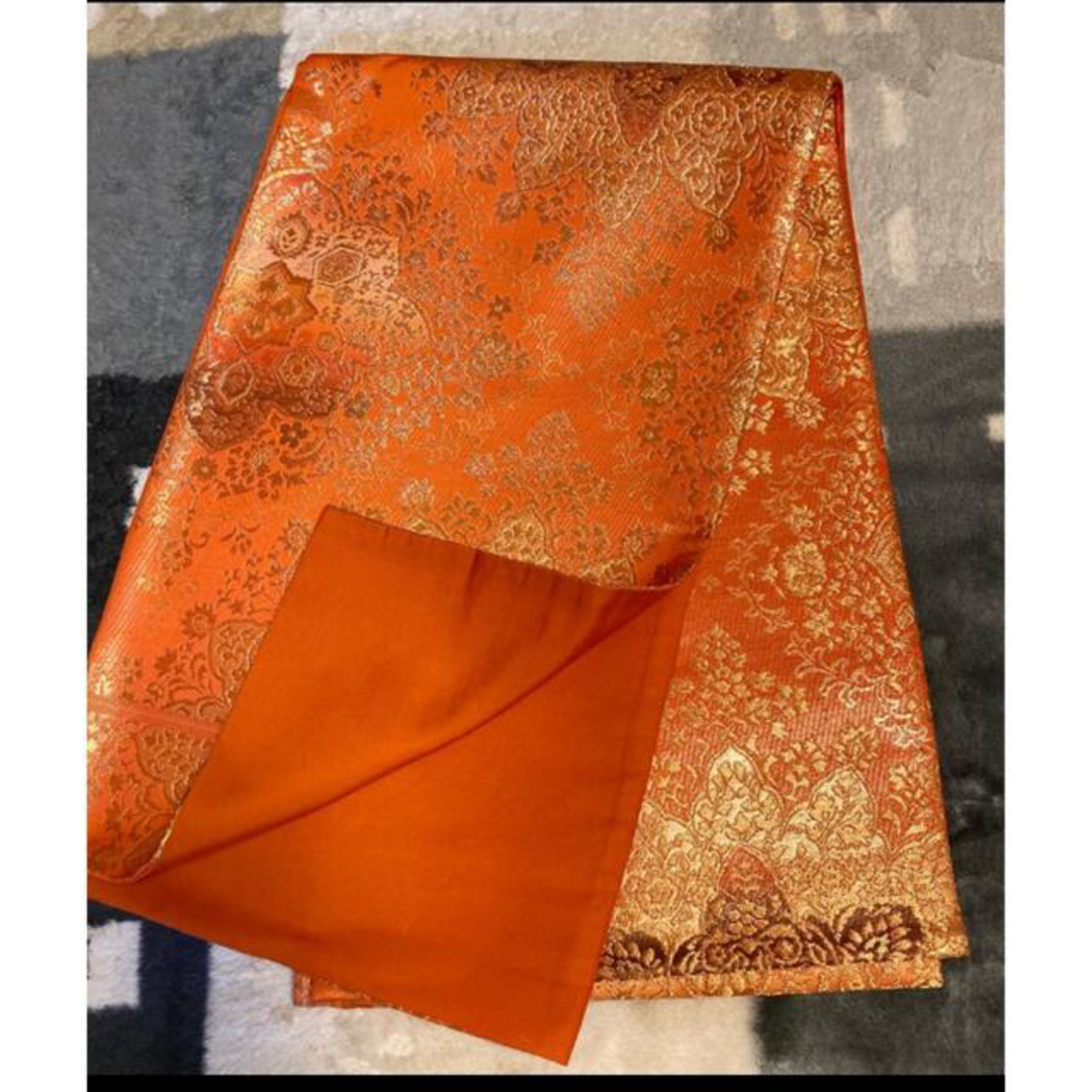 帯　オレンジ　着物　振袖　舞台　舞踊　アンティーク　リメイク レディースの水着/浴衣(帯)の商品写真