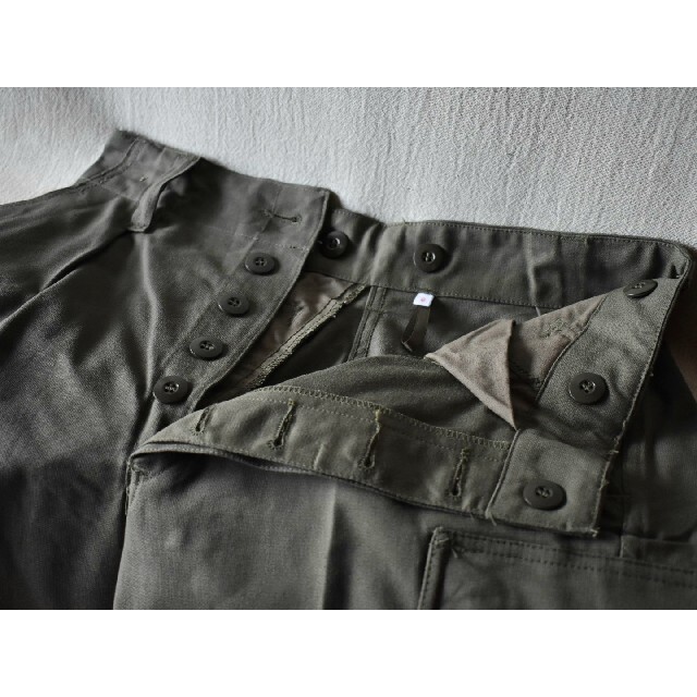 【Deadstock】ドイツ軍 COMMERCIAL 緑モールスキンカーゴパンツ メンズのパンツ(ワークパンツ/カーゴパンツ)の商品写真