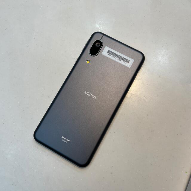 SHARP AQUOS sense3 basic SHV48 ブラック スマホ/家電/カメラのスマートフォン/携帯電話(スマートフォン本体)の商品写真