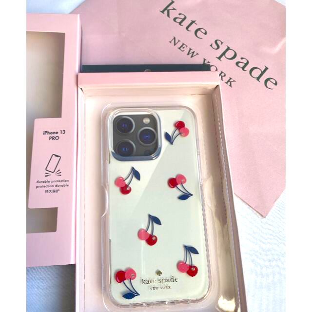 kate spade new york(ケイトスペードニューヨーク)のケイトスペードkate spade♡アイフォンカバー携帯ケース13Proチェリー スマホ/家電/カメラのスマホアクセサリー(iPhoneケース)の商品写真