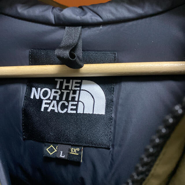 THE NORTH FACE(ザノースフェイス)のノースフェイス マウンテンダウンジャケット ビーチグリーン L メンズのジャケット/アウター(ダウンジャケット)の商品写真